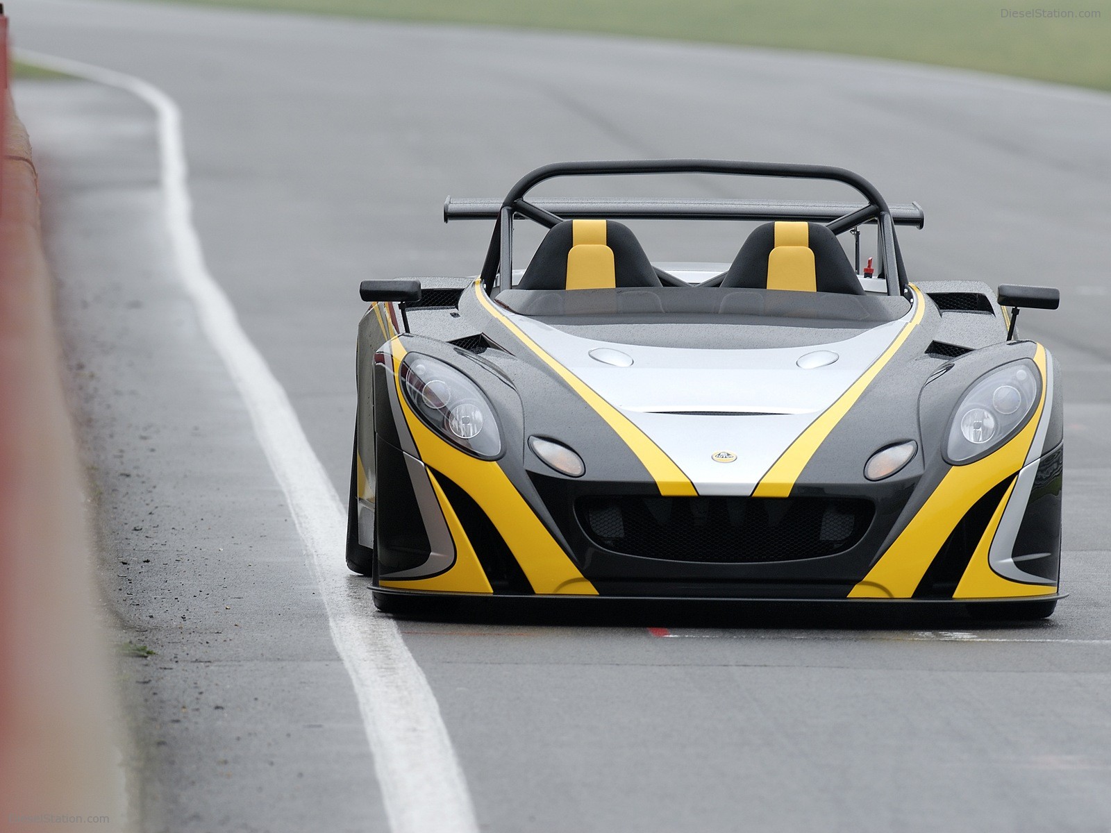 Lotus 2 Eleven